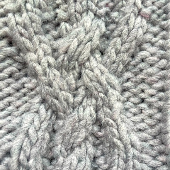 Women’s Michael Kors Fingerless Cable Knit Handwarmer Mittens - Light Grey - Picture 5 of 5